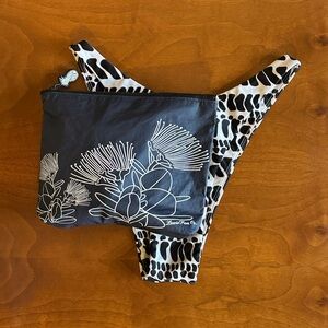 Lewis Koa Co Ohia Lehua print Navy Tyvek pouch
